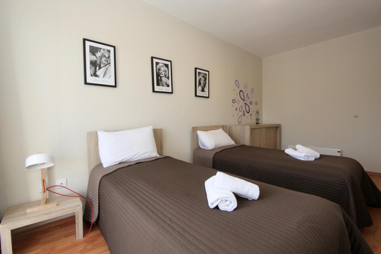 Cozy Apartments In Belgrade, Cukarica, Zeleznik, Free Parking And Wifi Extérieur photo